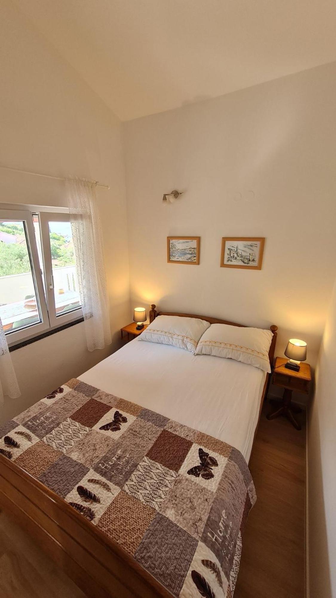 Apartmani Ela Prvic Luka Bagian luar foto