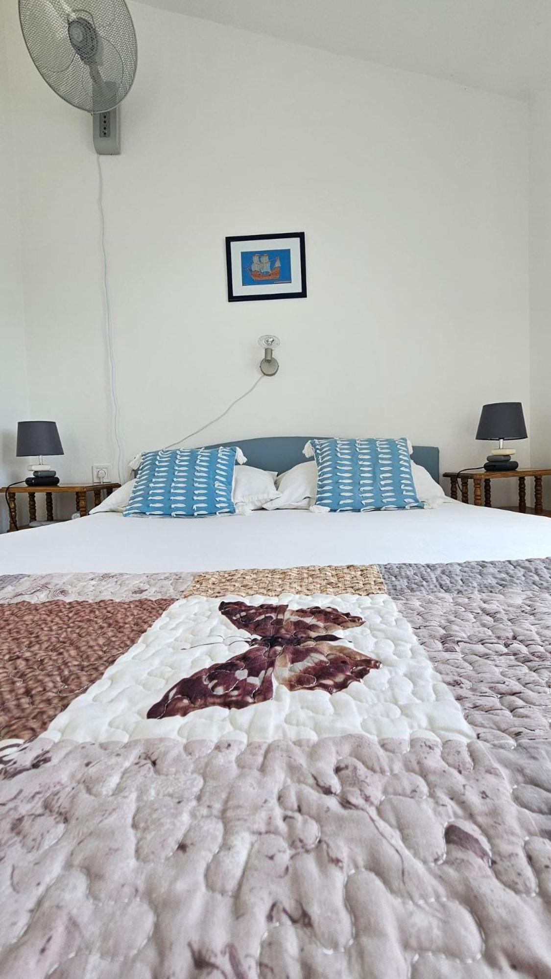 Apartmani Ela Prvic Luka Bagian luar foto